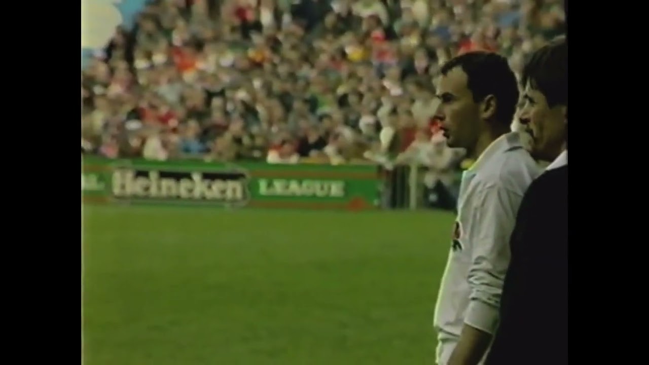 SIMON HODGKINSON BREAKS WORLS RECORD KICKING 7 GOALS FOR ENGLAND V WALES 1991 5 NATIONS RUGBY MATCH