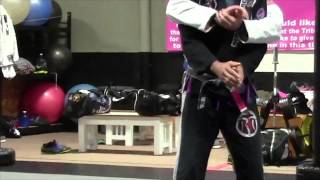 Counter to Bearhug - Basic Self Defense Move