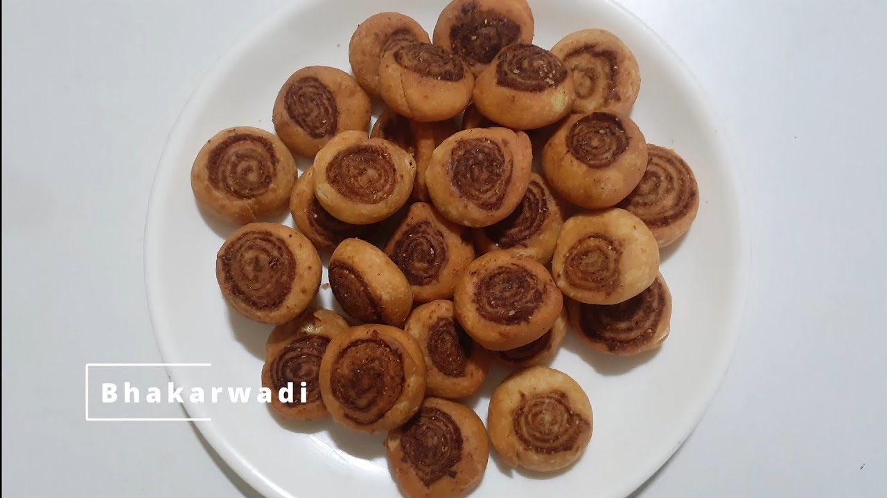 Bhakarwadi Recipe | Crispy Bhakarwadi