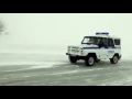 Метель в Алтайском крае. ГИБДД сопровождают колонны автомобилистов