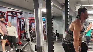 Gymgoers BAFFLED by Heavy H0RSEC0CKERY