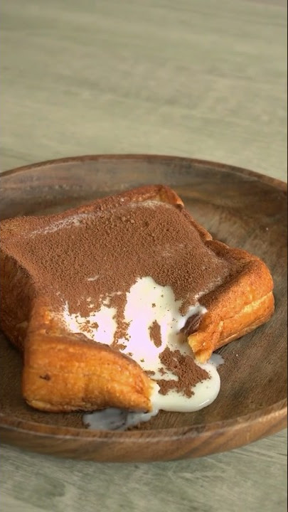 Make LAVA TOAST 🍞 you can use leftover bread to make it a luxurious meal #viralsnacks