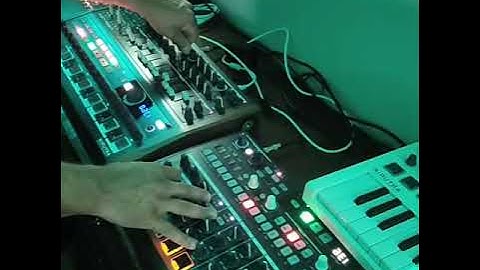 Creating new techno 🎵🎶🎵 using the drumbrute and minibrute 2s #Djaxiom #Techno #Producer #Arturia