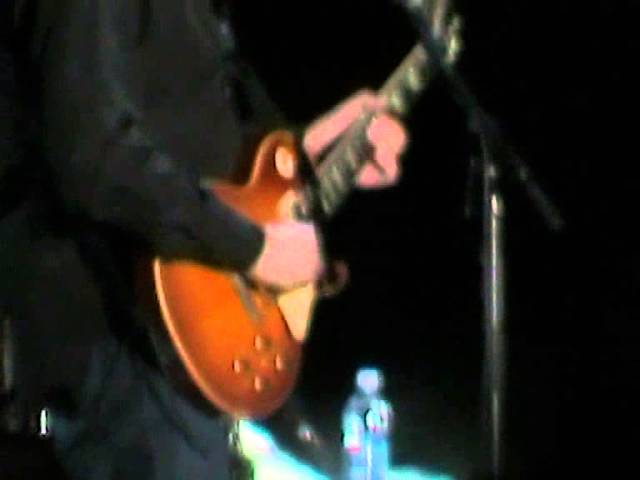 Mark Knopfler- I dug up a diamond,Verona 2006,REC by Vincenzo Trivisonne adlı videoyu YouTube'da izle Mark Knopfler- I dug up a diamond,Verona 2006,REC by Vincenzo Trivisonne adlı videoyu YouTube'da izle