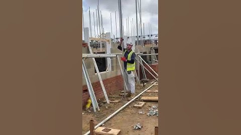 My first attempt getting a 21ft tube over a ledger neck height, not easy to say the least!