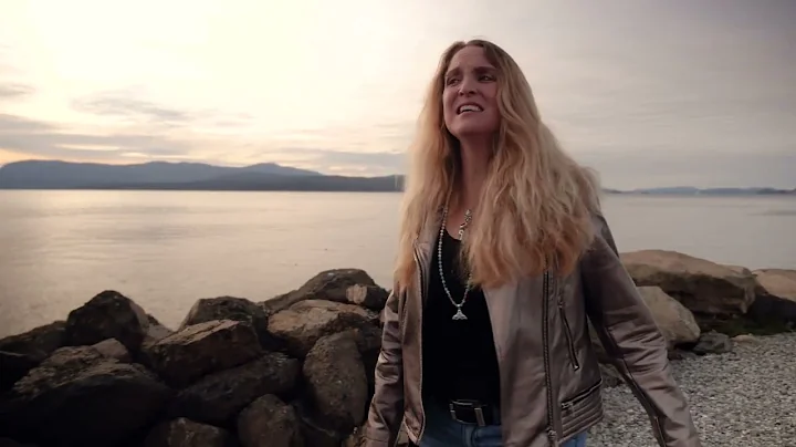 Sarah Smith - Beautiful Mess