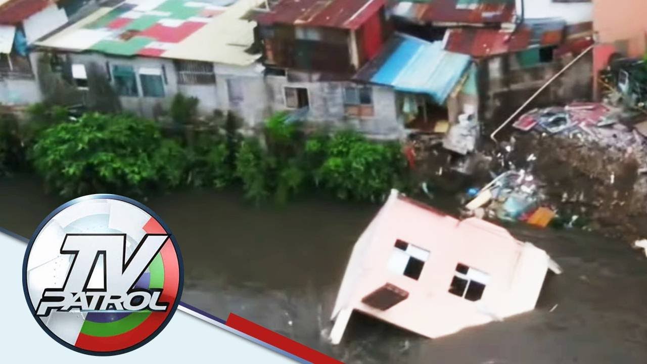 3 palapag na bahay sa QC gumuho nilamon ng ilog  TV Patrol