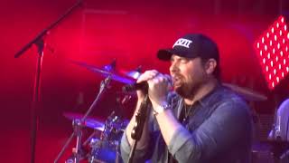 Chris Young, "Losing Sleep", Klipsch, Indianapolis, 7/15/17