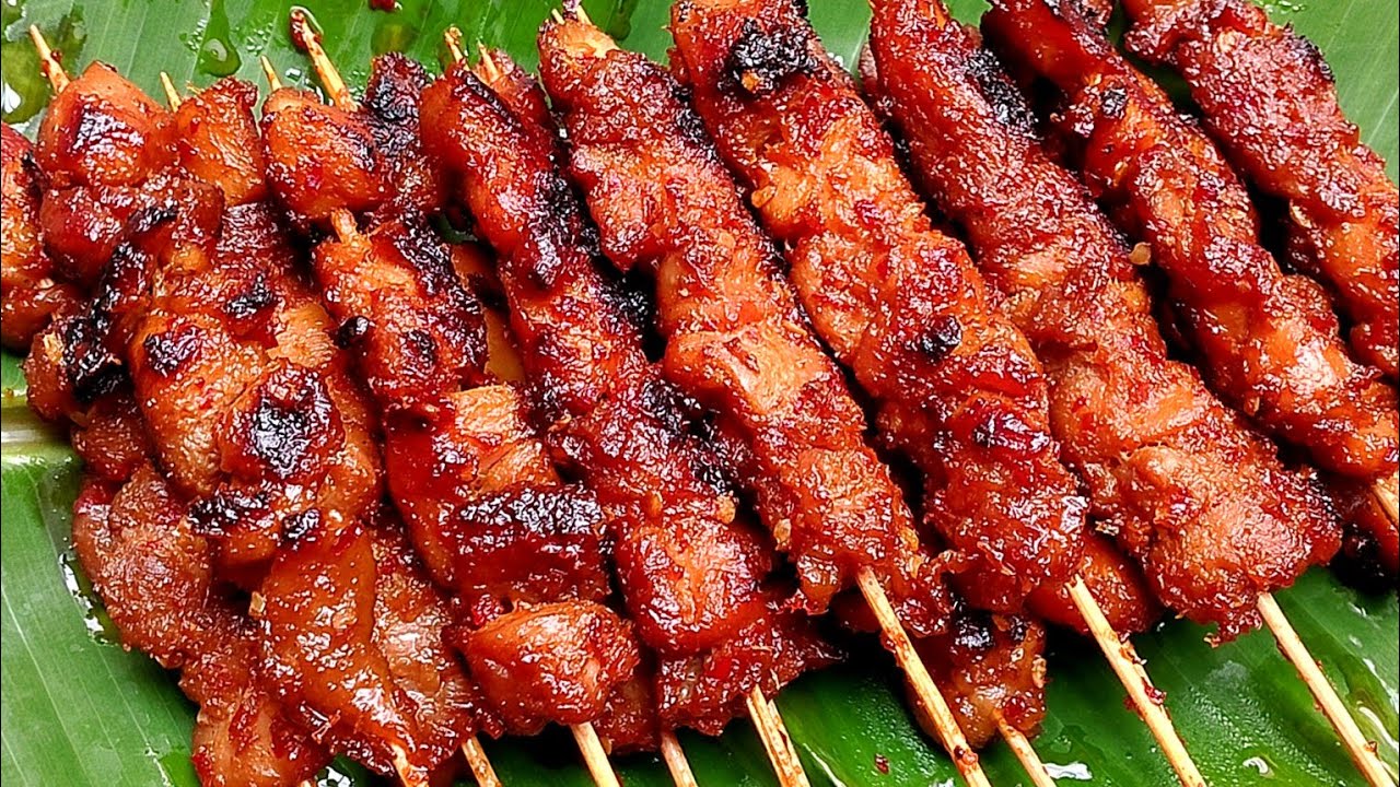 Ini dia sate terenak favorit para turis kalo ke Jogja!! Sate merah ala sate ratu!! Cobain bikin yuks