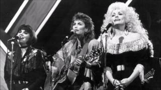 Dolly Parton, Linda Ronstadt & Emmylou Harris - Do I Ever Cross Your Mind chords
