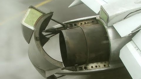 target reverse thrust 😈 #avgeeks #avgeekoftheweek #planespotting #boeing