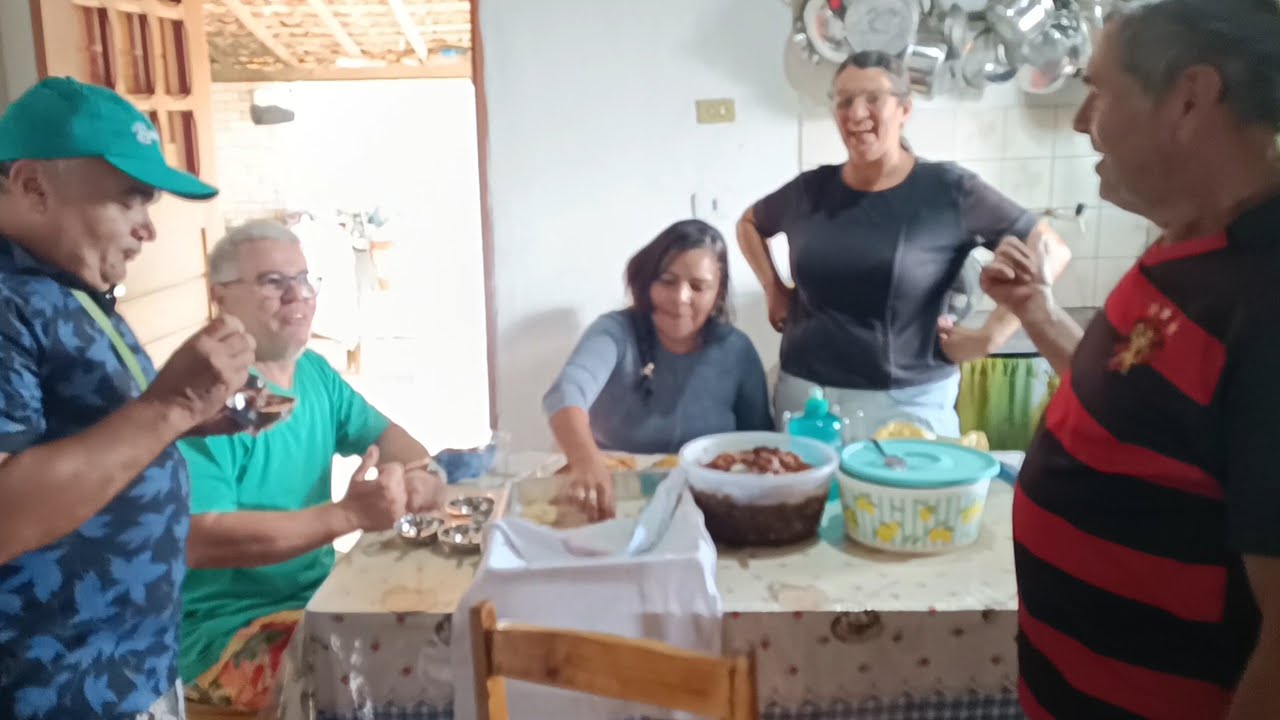 RECEITA DE BROAS PASSO A PASSO COM VISITAS PROVANDO