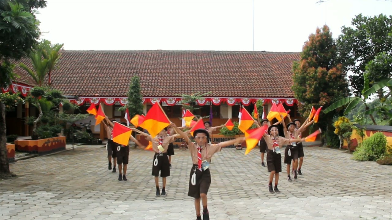 SEMAPHORE DANCE SD N 2 SUMINGKIR KWARAN KUTASARI (HUT PRAMUKA KE 60)