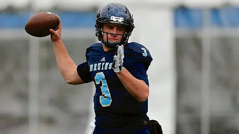 QB throws for state record 745 yards