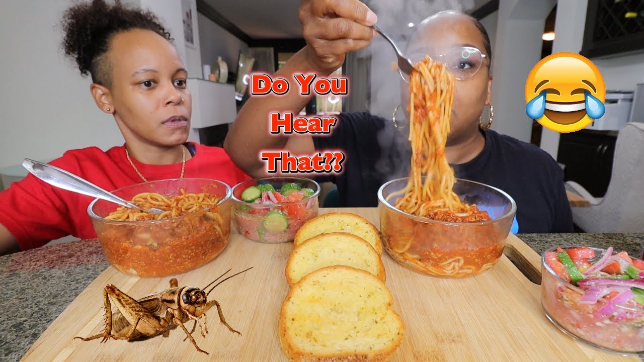 EXTRA LOUD CRICKET INVADING OUR HOME PRANK ON MY WIFE + HOMEMADE SPAGHETTI MUKBANG PRANK