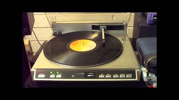 Realistic LAB-2000 Linear Tracking Turntable
