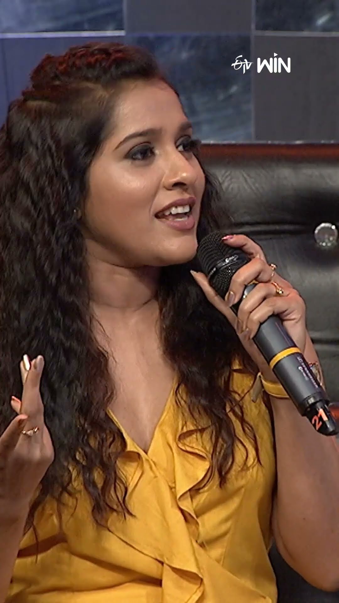 #shorts - వీళ్ళిద్దరు స్టేజి మీదకి వస్తే సుధీర్ పరిస్థితి ఏంటి..? #dhee #comedy #sudheer #rashmi