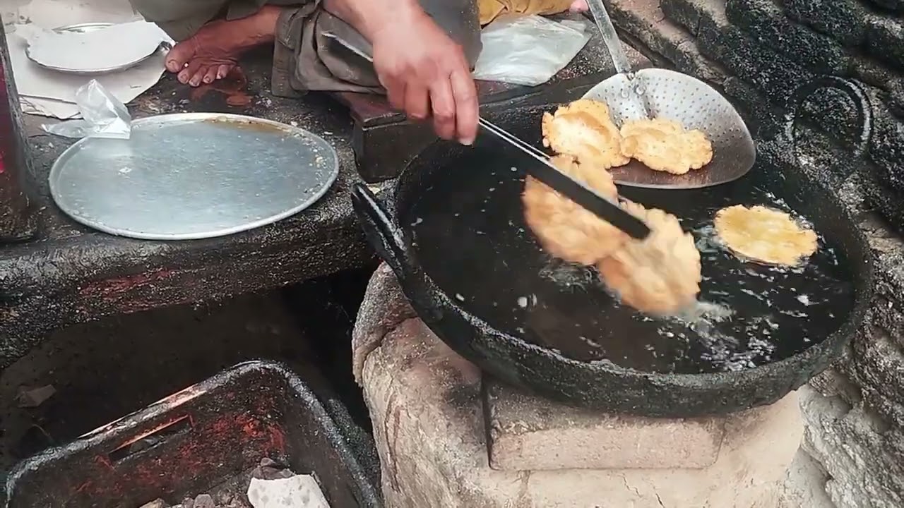 Halwa Pori Halwa Kachori Breakfast 🍳🥞