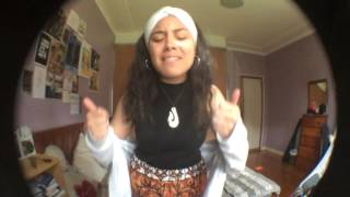 Vignette de la vidéo "Cranes In The Sky - Solange Knowles (Shorten Cover)"