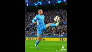 Incredible control in football ? football footballgoals footballplayers messi cr7 neymar