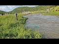 mega pesca  en la corriente del rio muy crecido chulos tarrayasos mucho pescado  y saludos