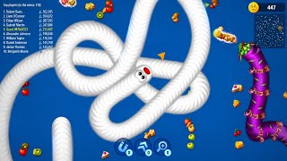 Giant Worm Trap! Epic Worms Zone.io Gameplay | Huge Arena Battle