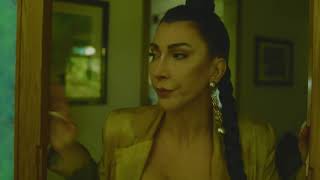 Hande Yener  Carpe Diem Anı Yaşa     CLİPMAXTV Resimi