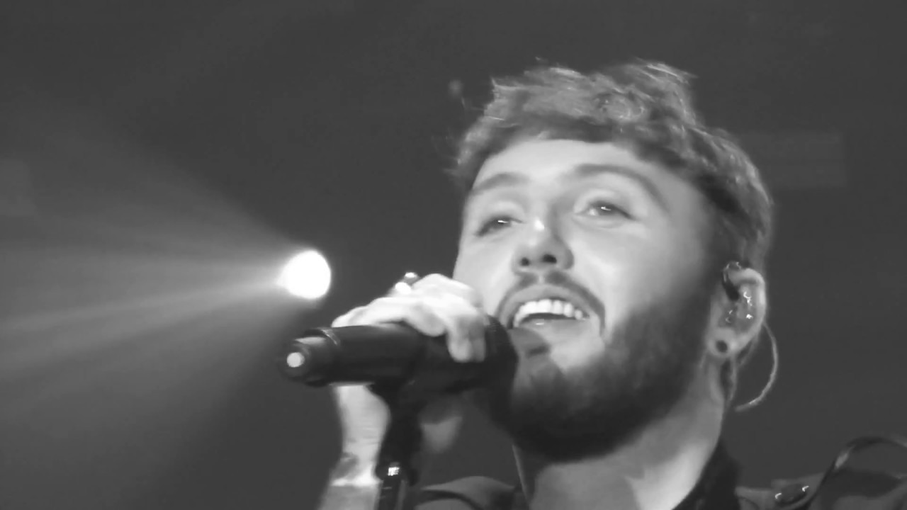 James Arthur ~ Certain Things ~ Closeup ~ Wembley ~ Arenatour