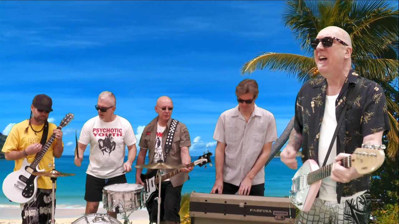 Psychotic Youth - The Beauty of Summer (Full HD)
