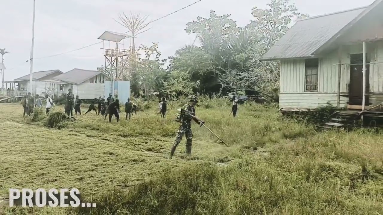 Yonif 123/Rajawali Laksanakan Karya Bhakti di Kampung Amazu, Perkuat Kemanunggalan dengan Masyarakat