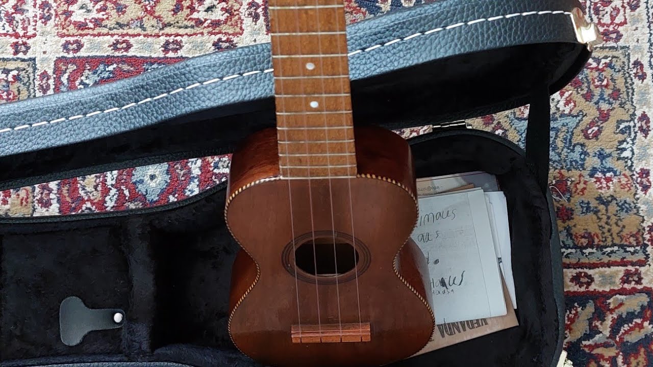 "The Mele" vintage 1920s Soprano Ukulele demonstration "Uke tune