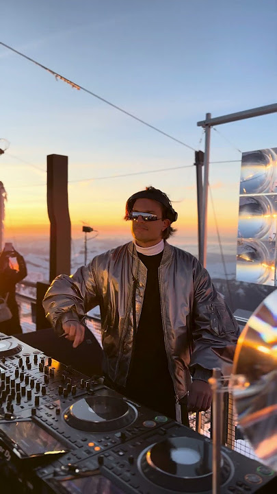 Argy plays Aria on Top of Europe ❄️ #melodictechno