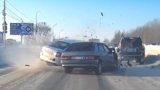 Russian Car Crashes Compilation 07 12 2016 Russische autounfälle