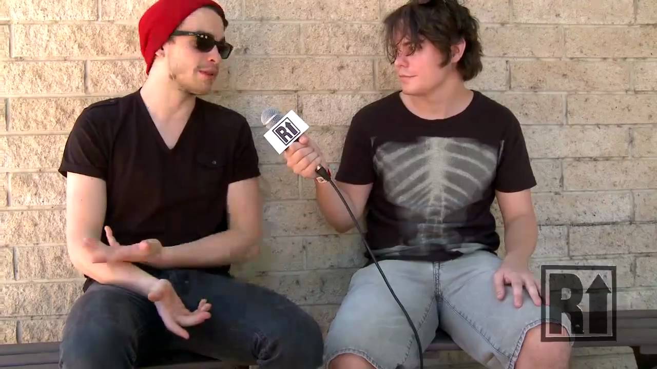 Rip It Up TV interview with Paramore (Soundwave 2010)