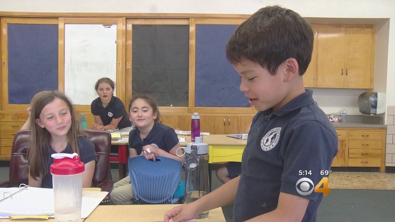 School Teaches Students In Foreign Language