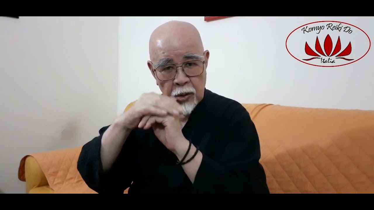 Rev. Hyakuten Inamoto spiega i Reiju