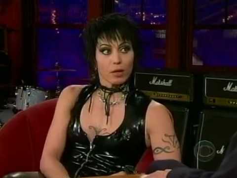 Joan Jett - YouTube.