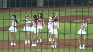 20140704 LAMIGO VS 中信兄弟 開場表演---Weather Girls