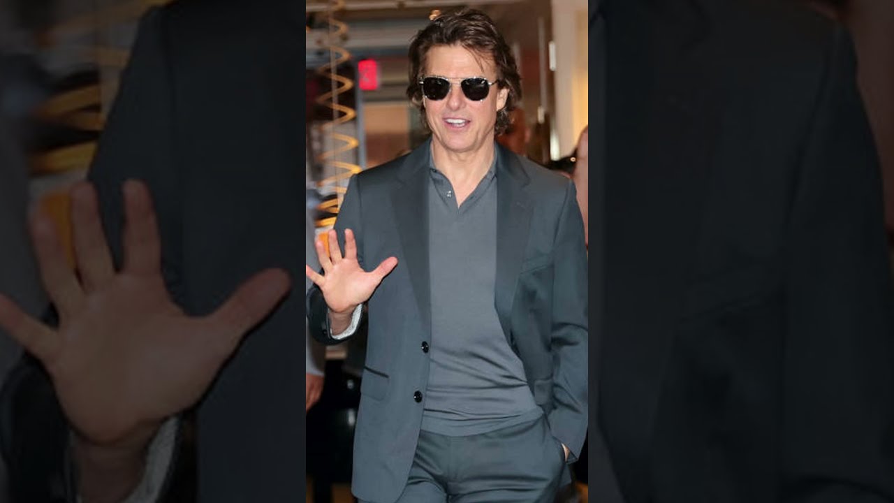 Tom Cruise Ana De Armas Caught Holding Hands In Vermont 