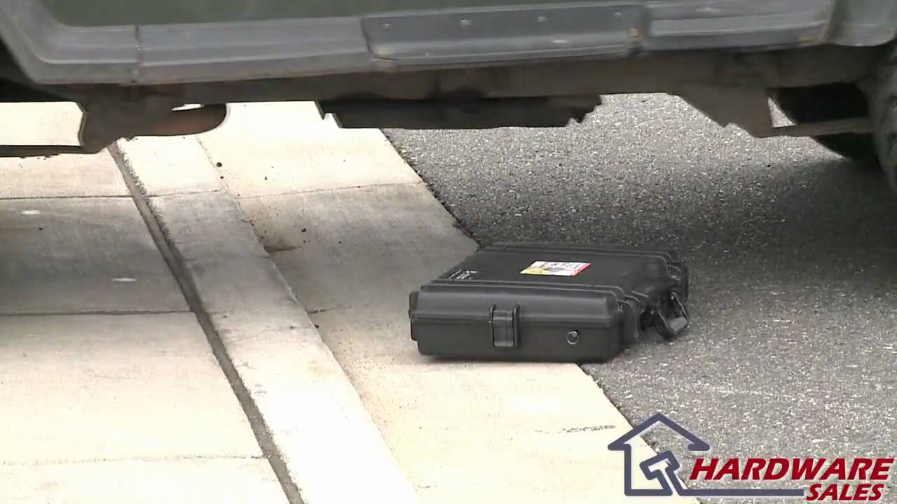 Pelican 1495 Laptop Case Getting Run Over By A Jeep (Multiple Times)