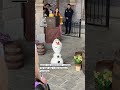 They brought Olaf to life🤯⁠⁠  @dlptipsforirish