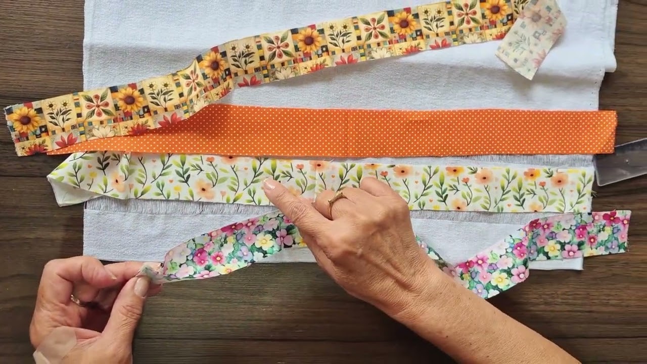 PANO DE PRATO COM BAINHA ABERTA - SUPER DIFERENTE - VAMOS FAZER JUNTAS?