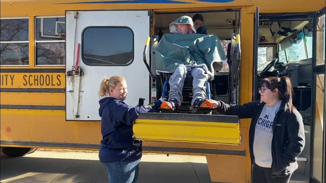 I get the bus. I get the bus