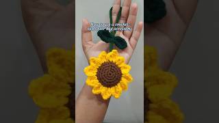 Sunflower Bag Charm 🌻 #crochet #sunflower #handmadebusiness #fyp #viral #explore #handmadewithlove
