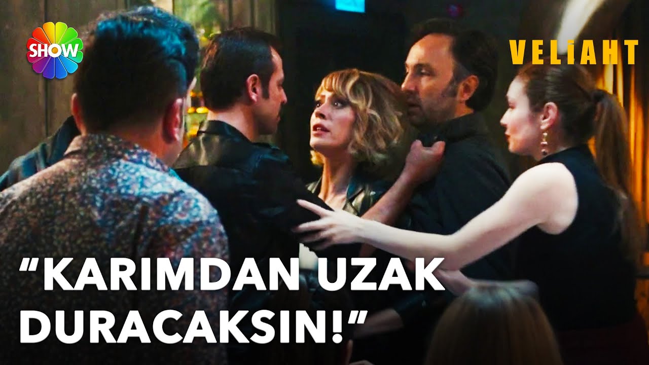 Beyazıt, Yahya’ya yumruk atıyor! | Veliaht 14. Bölüm