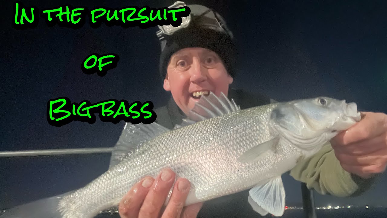 Fishing the Bristol Channel on the hunt  BIG BASS APOLOGISE FOR THE WIND NOISE IT DOES GET BETTER