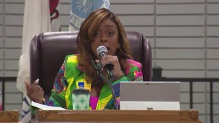 Dolton Mayor Strikes Down Lightfoot Investigation During Village Board Meeting