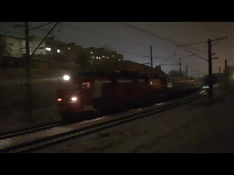 Электровоз ЭП1 с