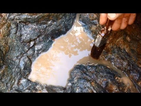 Alluvial Gold Prospecting - How and Where to Find Good Gold in a Running Creek