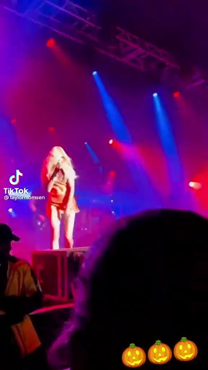 Taylor momsen 🥰